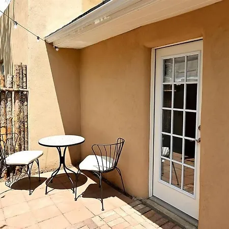Dos Hermanas 5 Downtown 1br 1ba Сasa de vacaciones